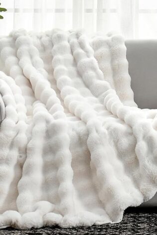 Cozy Bliss - Cobija decorativa de pelaje sintét...