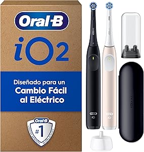 Oral-B iO 2 Pack de 2 Cepillos de Dientes Eléctricos Negro Noche y Rosa Suave,